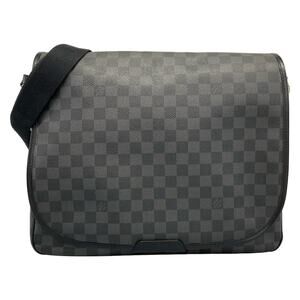 Louis Vuitton Daniel GM Shoulder Bag N58033